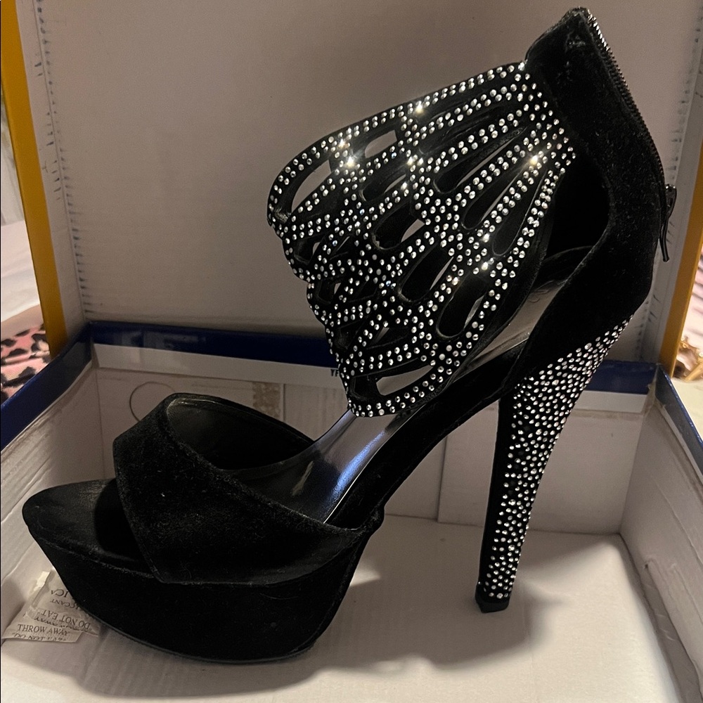 Elegant Black Rhinestone Heels